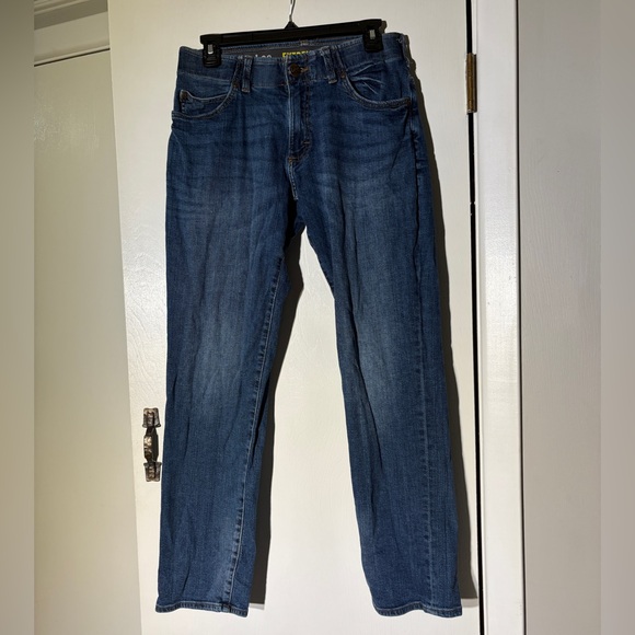 Lee Men's Straight Fit Blue Jeans - Picture 1 of 6